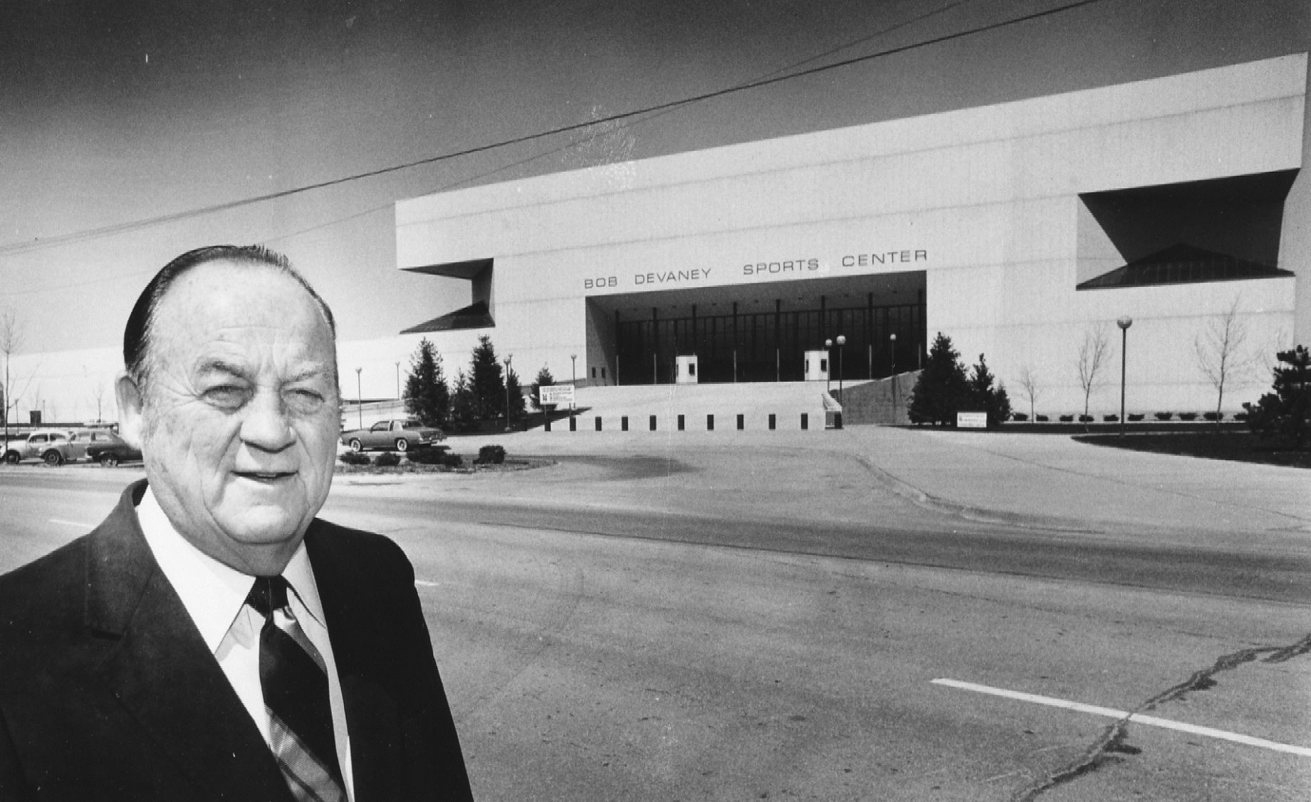 Bob Devaney, 1980